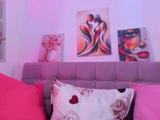 samanta-pink