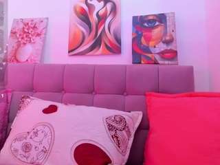 samanta-pink