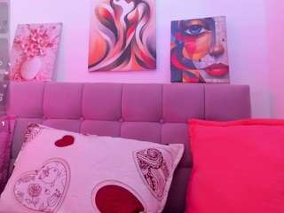 samanta-pink