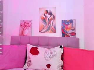 samanta-pink