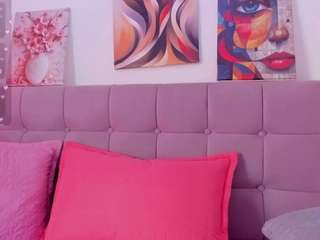 samanta-pink