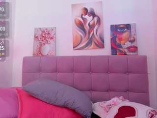 samanta-pink
