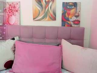 samanta-pink