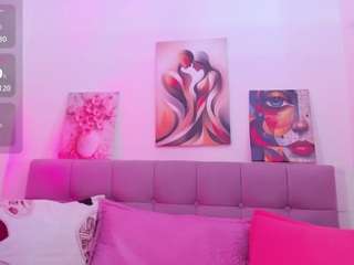 samanta-pink
