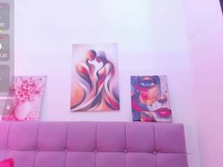 samanta-pink