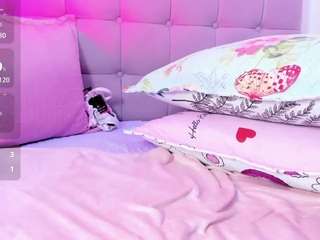 samanta-pink