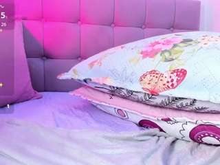 samanta-pink