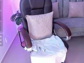 shantall-wills live cam profile