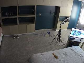 voyeurcam-casa-salsa-versus-room's CamSoda show and profile