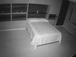 voyeurcam-casa-salsa-versus-room