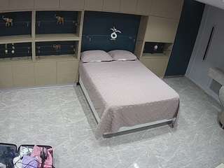 voyeurcam-casa-salsa-versus-room