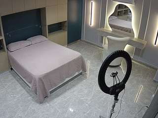voyeurcam-casa-salsa-versus-room