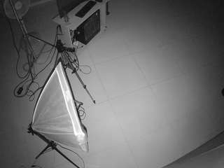 voyeurcam-casa-salsa-versus-room webcam model