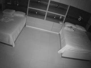 voyeurcam-casa-salsa-versus-room Live Webcam on CamSoda