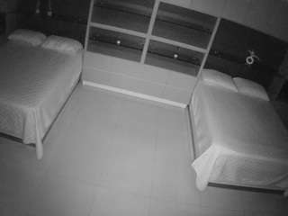 voyeurcam-casa-salsa-versus-room