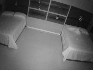 voyeurcam-casa-salsa-versus-room