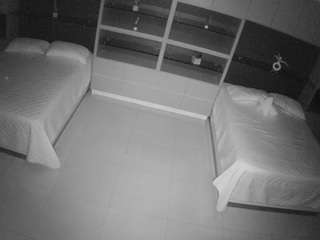 voyeurcam-casa-salsa-versus-room webcam model