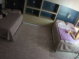 voyeurcam-casa-salsa-versus-room