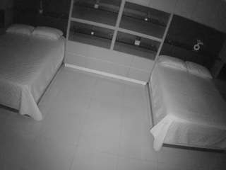 voyeurcam-casa-salsa-versus-room