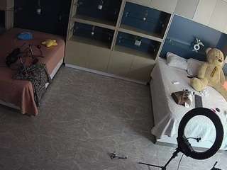voyeurcam-casa-salsa-versus-room