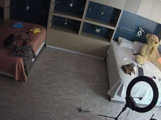 voyeurcam-casa-salsa-versus-room