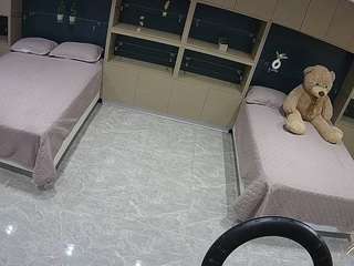 voyeurcam-casa-salsa-versus-room