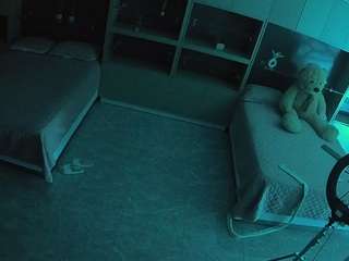 voyeurcam-casa-salsa-versus-room