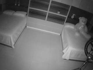 voyeurcam-casa-salsa-versus-room webcam model