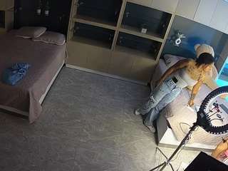voyeurcam-casa-salsa-versus-room