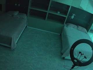 voyeurcam-casa-salsa-versus-room webcam model