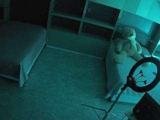 voyeurcam-casa-salsa-versus-room