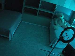 voyeurcam-casa-salsa-versus-room