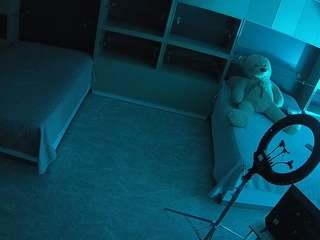 voyeurcam-casa-salsa-versus-room