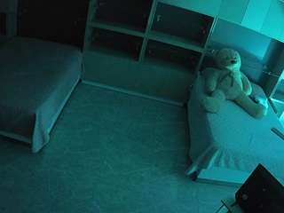 voyeurcam-casa-salsa-versus-room