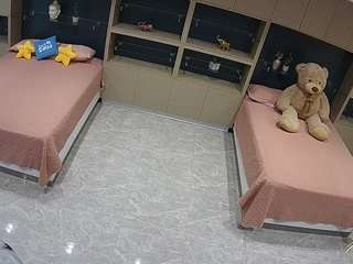 voyeurcam-casa-salsa-versus-room No drinking live webcam