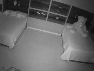 voyeurcam-casa-salsa-versus-room live cam profile