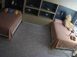voyeurcam-casa-salsa-versus-room