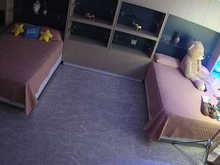 voyeurcam-casa-salsa-versus-room