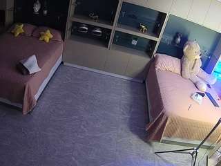 voyeurcam-casa-salsa-versus-room