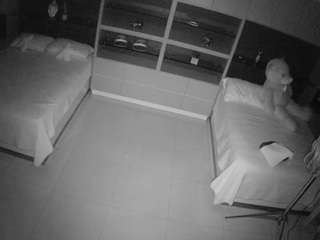 voyeurcam-casa-salsa-versus-room