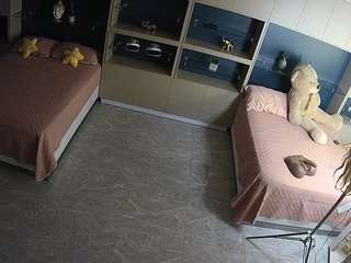 voyeurcam-casa-salsa-versus-room