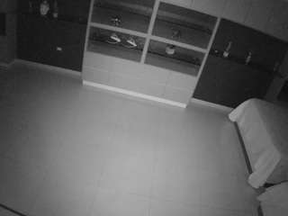 voyeurcam-casa-salsa-versus-room