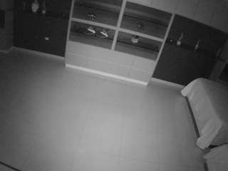 voyeurcam-casa-salsa-versus-room
