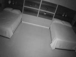 voyeurcam-casa-salsa-versus-room