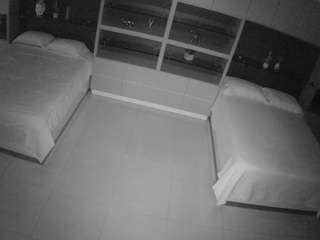 voyeurcam-casa-salsa-versus-room