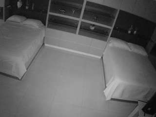 voyeurcam-casa-salsa-versus-room