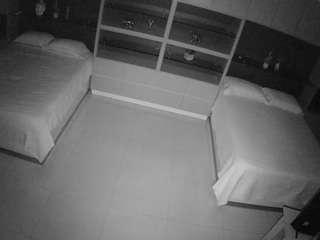 voyeurcam-casa-salsa-versus-room