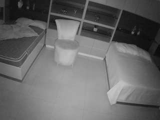 voyeurcam-casa-salsa-versus-room