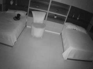 voyeurcam-casa-salsa-versus-room