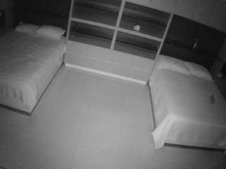 voyeurcam-casa-salsa-versus-room